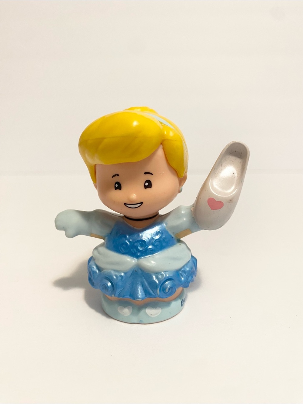 Little People Princess Talkers Cinderella holding Slipper Fisher Price 4/$20 🛑